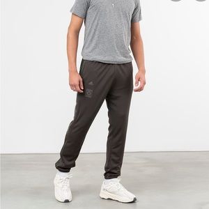 FINAL SALE‼️Adidas Calabasas Track Pant size Small